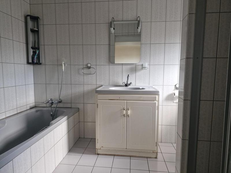 6 Bedroom Property for Sale in Cravenby Western Cape
